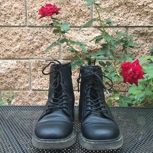 Doc Martins kids boots
